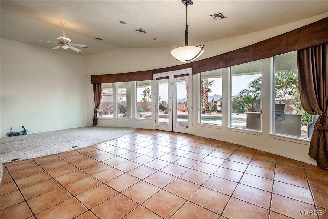 2576 Majestic Way