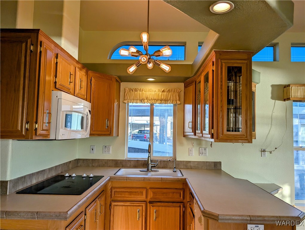 2000 Ramar Road 637