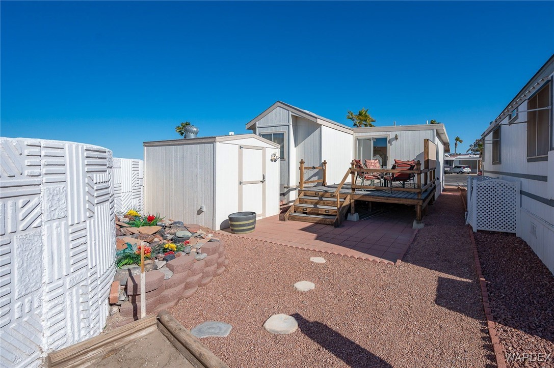 2000 Ramar Road 105