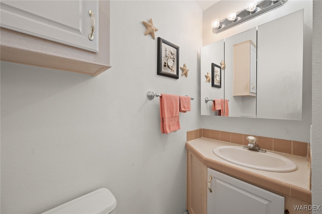 2000 Ramar Road 105