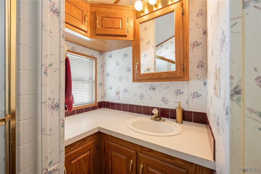 2000 Ramar Road 34