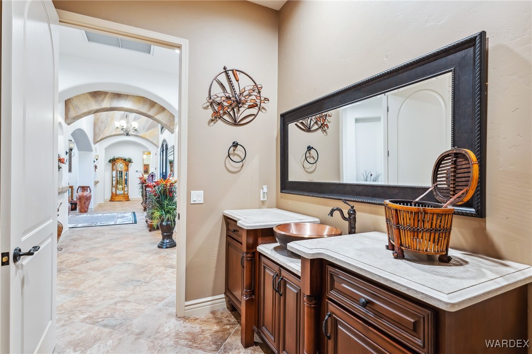 1423 Pioneer Trail