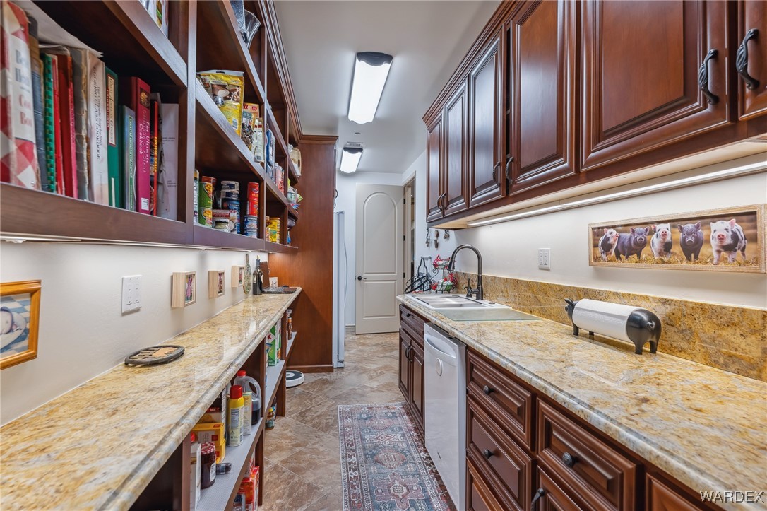 1423 Pioneer Trail