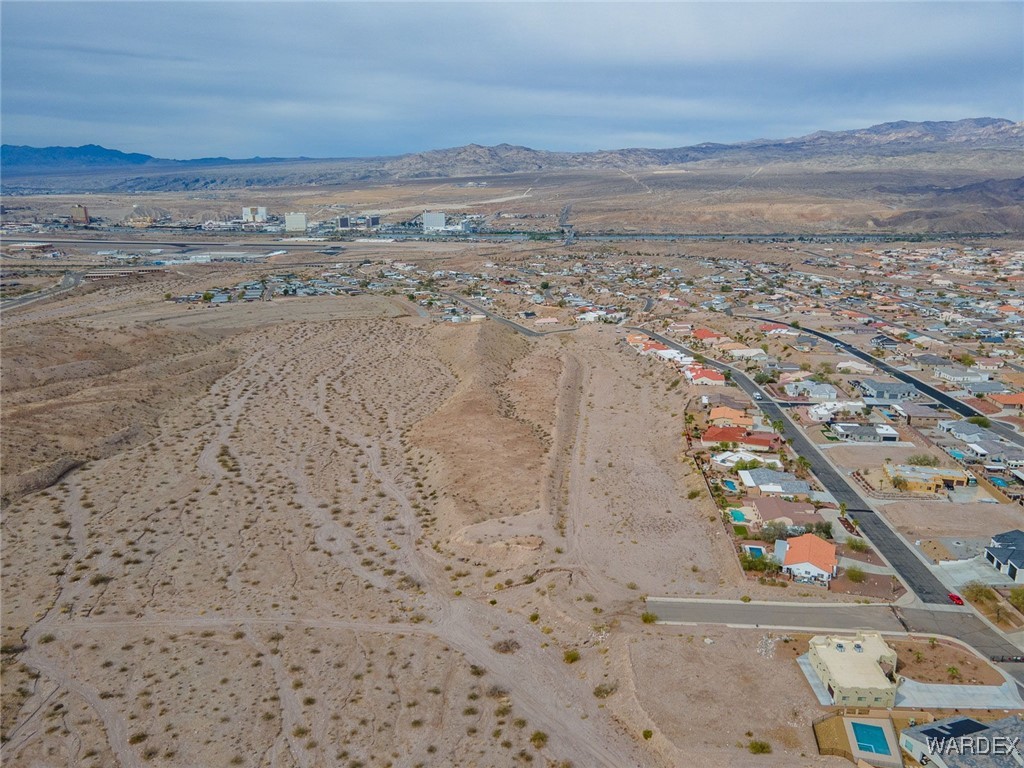 000 Locust Boulevard