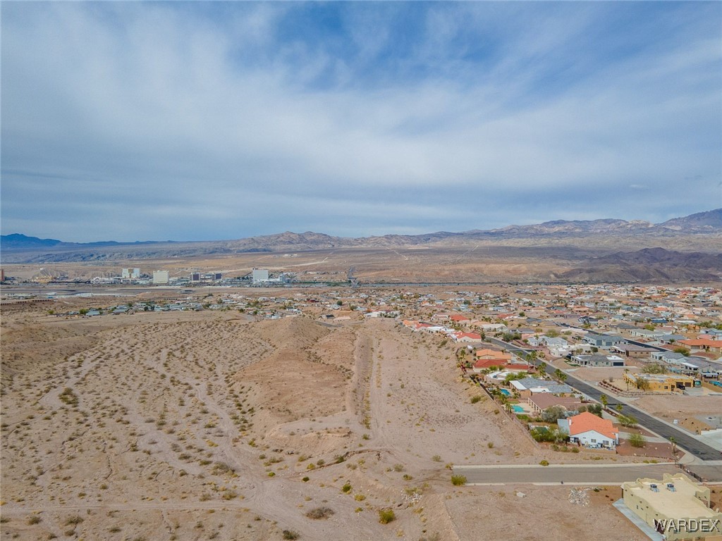 000 Locust Boulevard