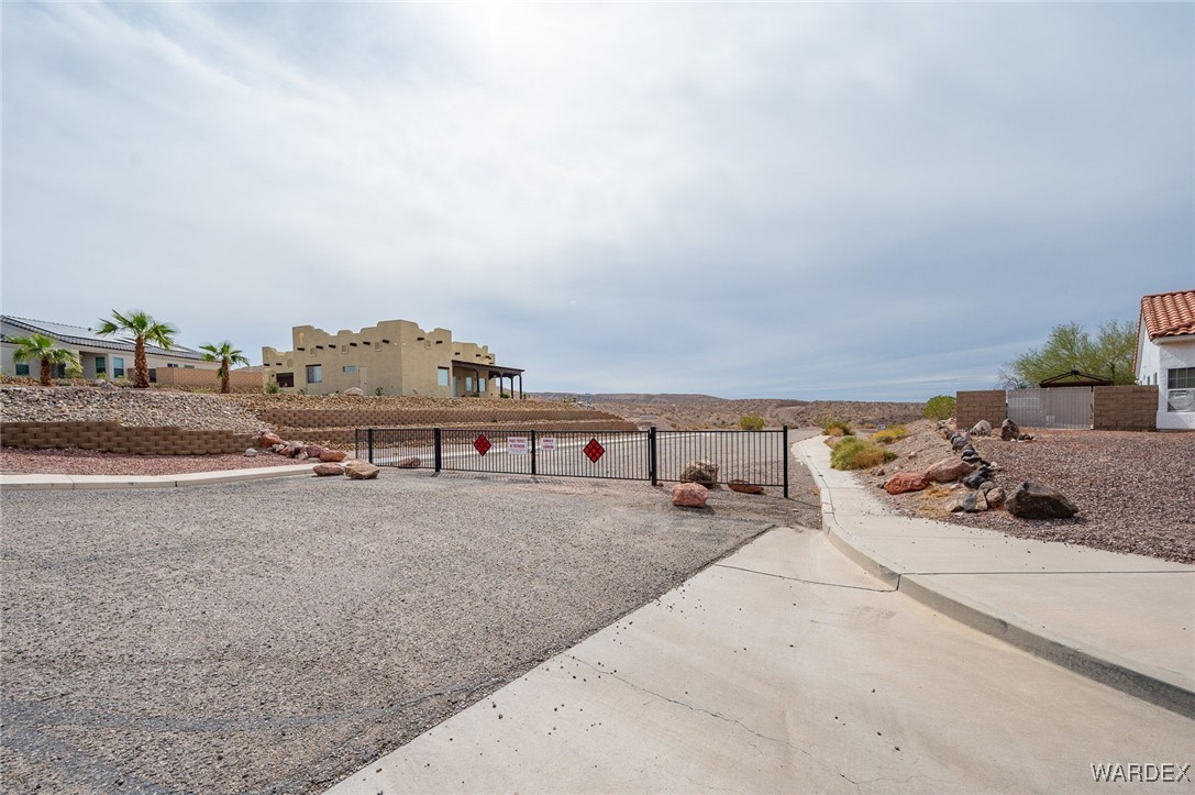 000 Locust Boulevard