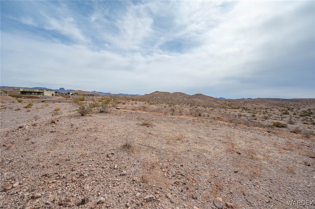 000 Locust Boulevard