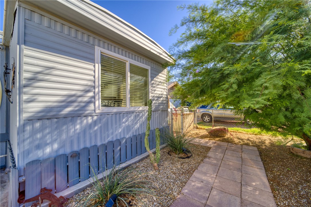 600 E A Street