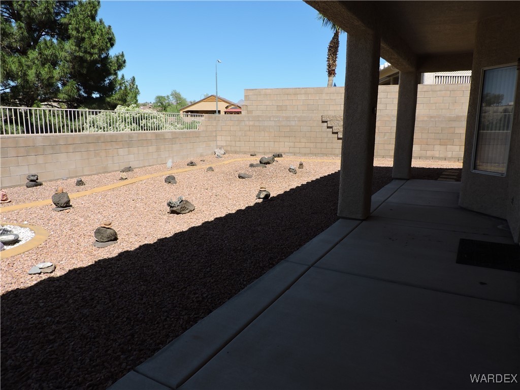 2353 Halfmoon Way