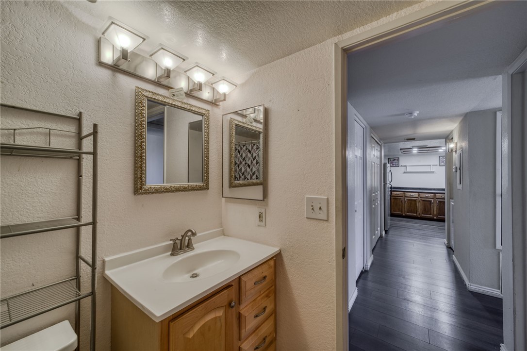 1800 Clubhouse Drive 70