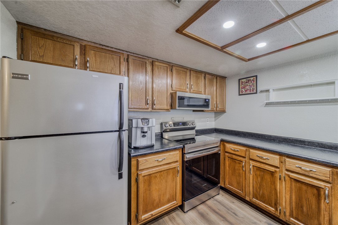 1800 Clubhouse Drive 70
