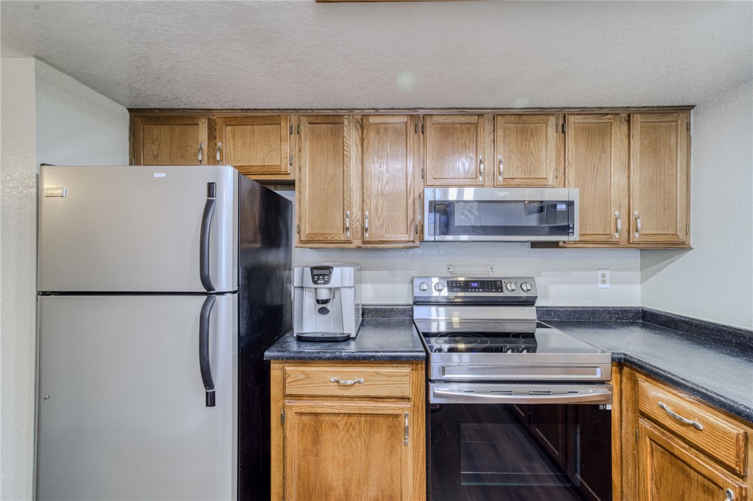 1800 Clubhouse Drive 70