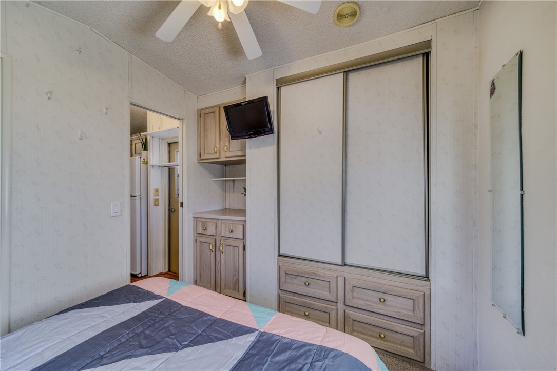 2000 Ramar Road 44