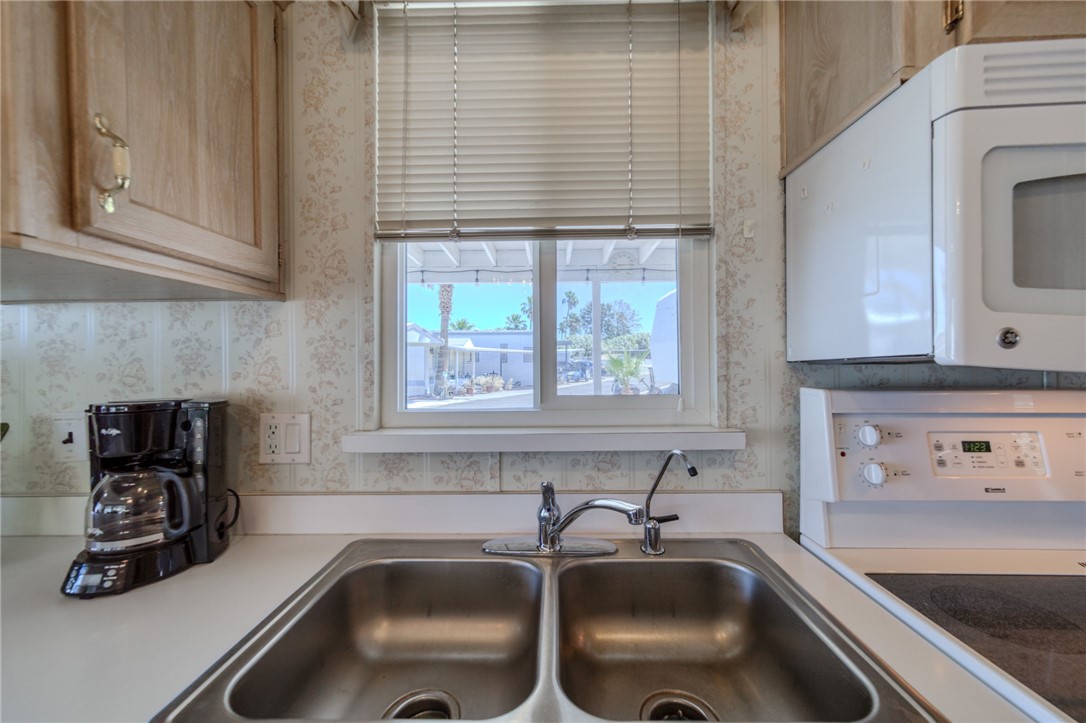 2000 Ramar Road 44