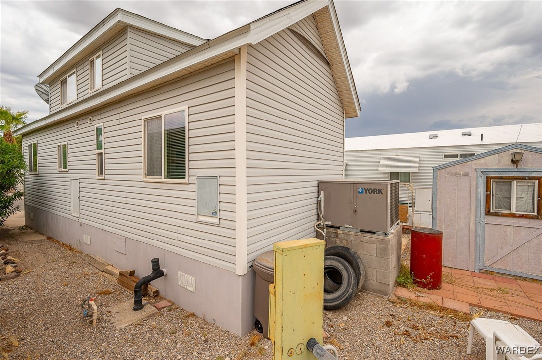 2000 Ramar Road 689