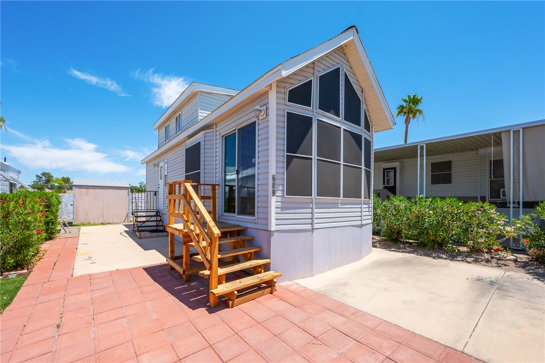 2000 Ramar Road 689