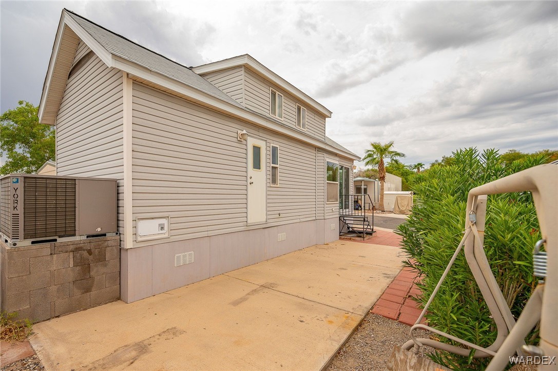 2000 Ramar Road 689