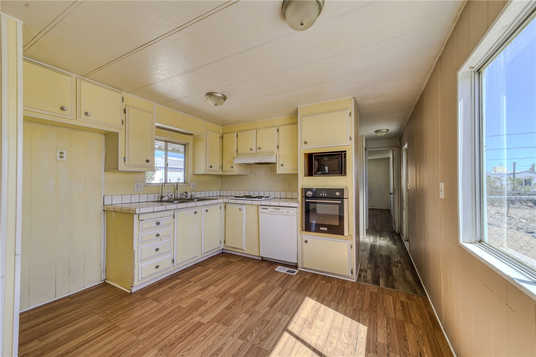 2300 Pima Lane