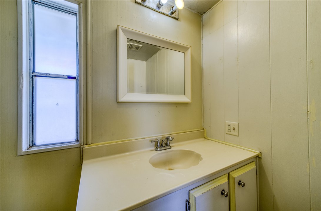 2300 Pima Lane