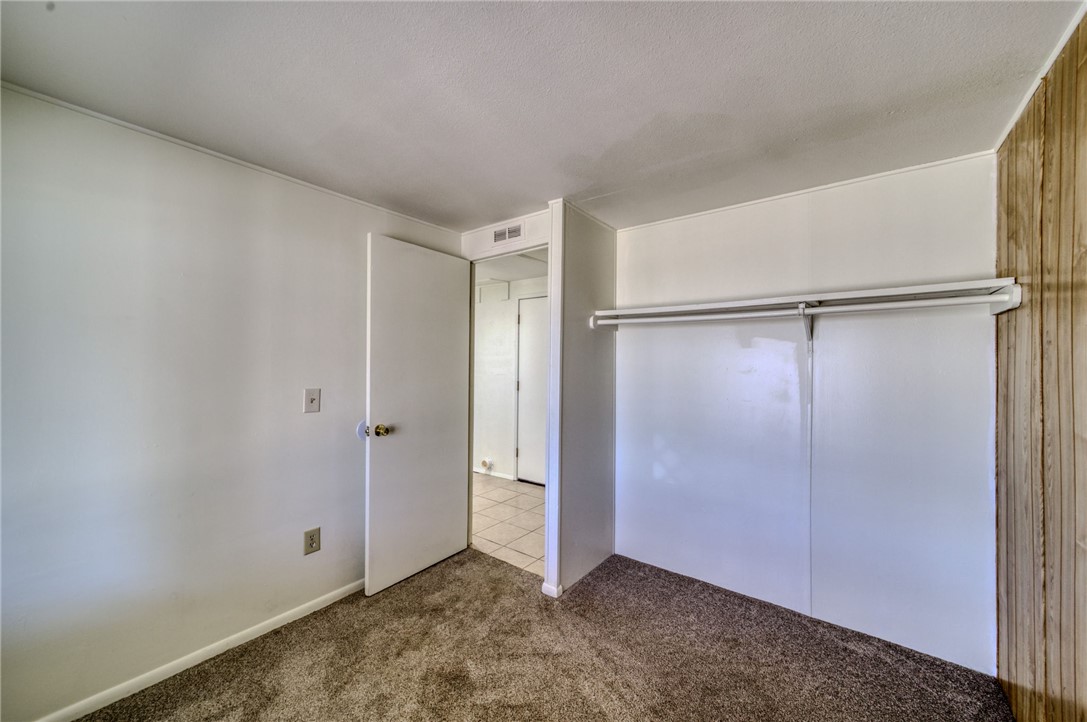 1960 Oliver Drive