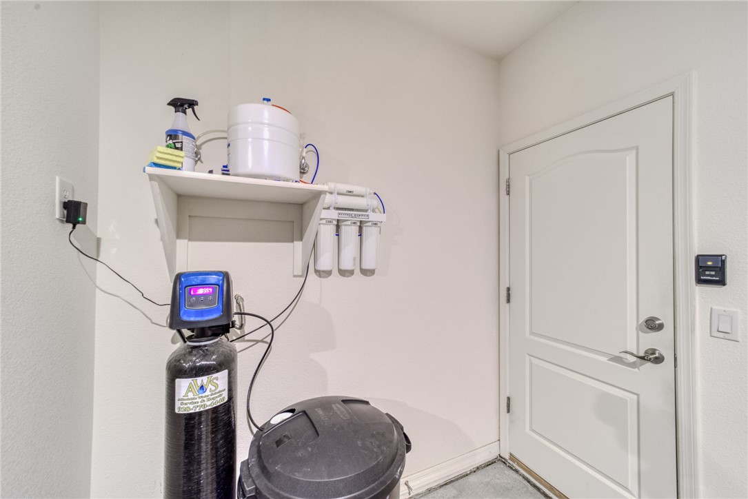 2740 Wilderness Lane