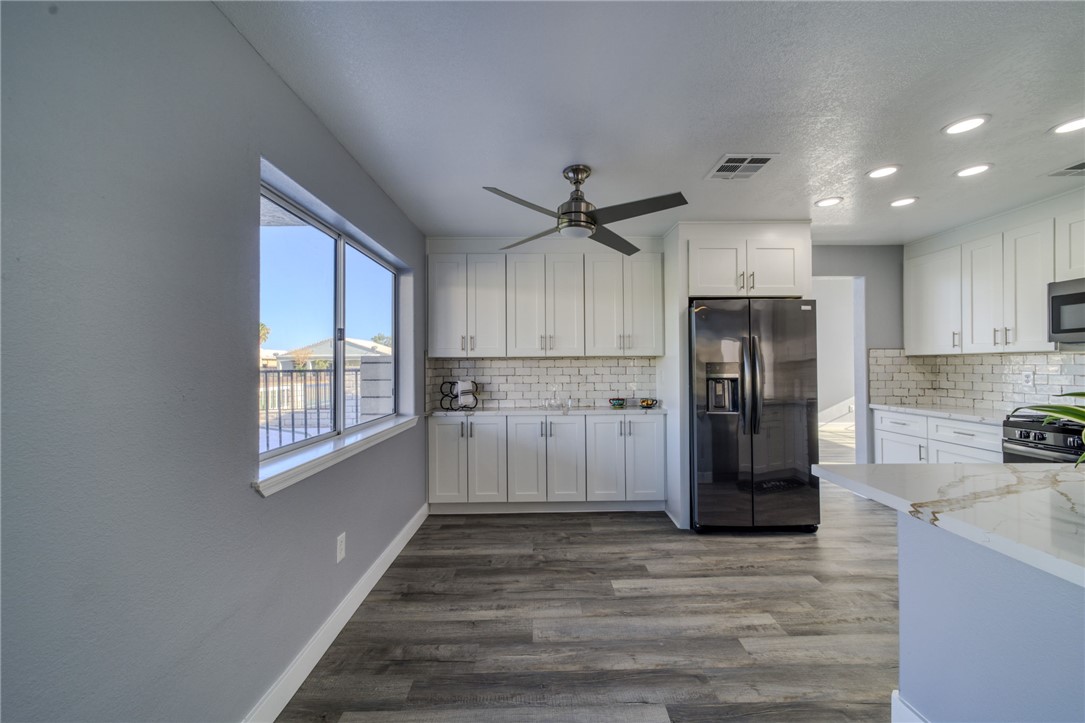 5900 S Mountain View Road