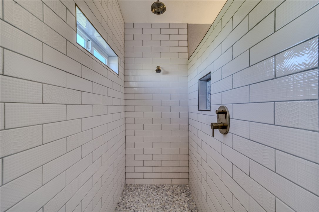 5900 S Mountain View Road