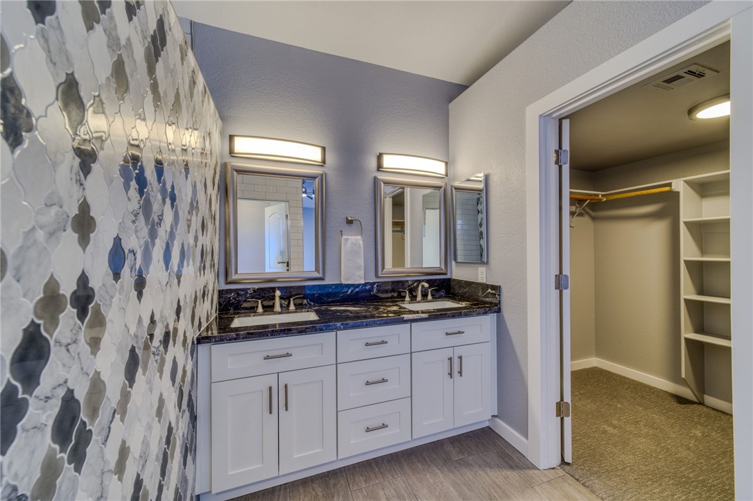 5900 S Mountain View Road