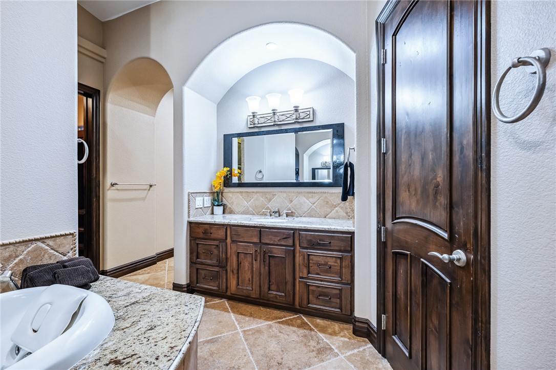 1439 Pioneer Trail