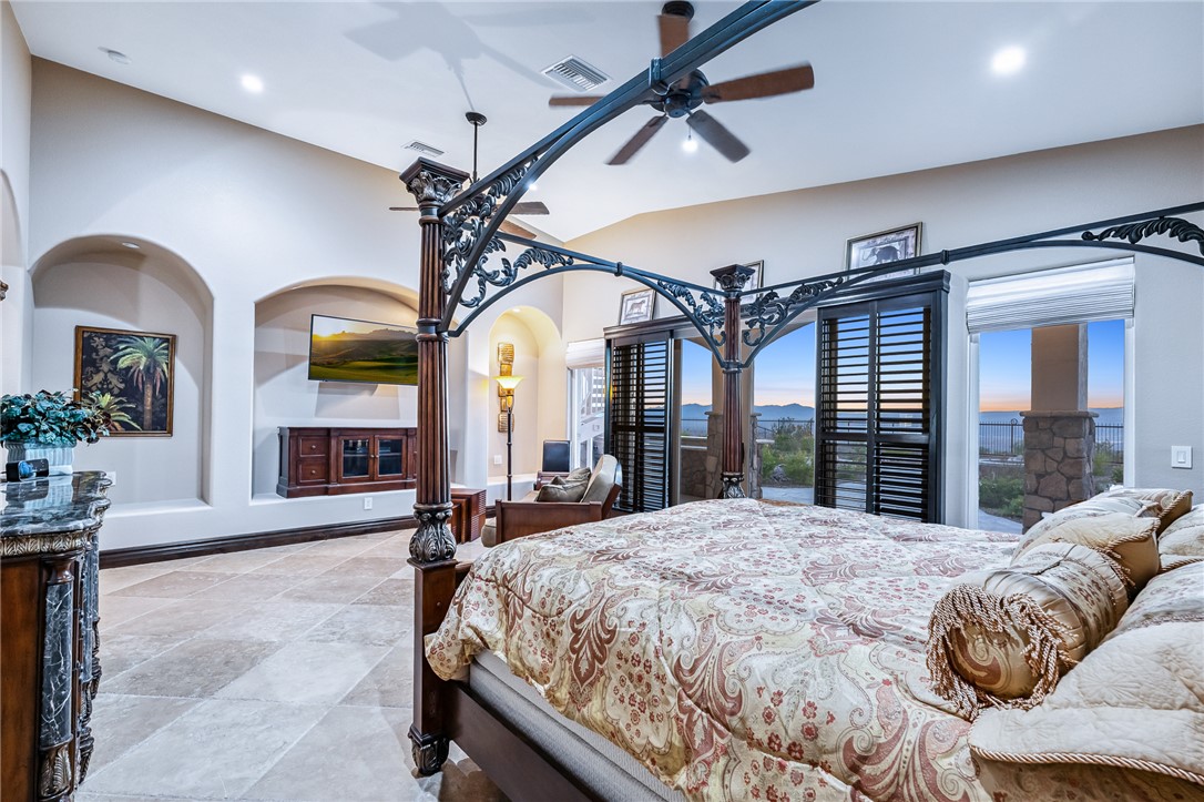 1439 Pioneer Trail