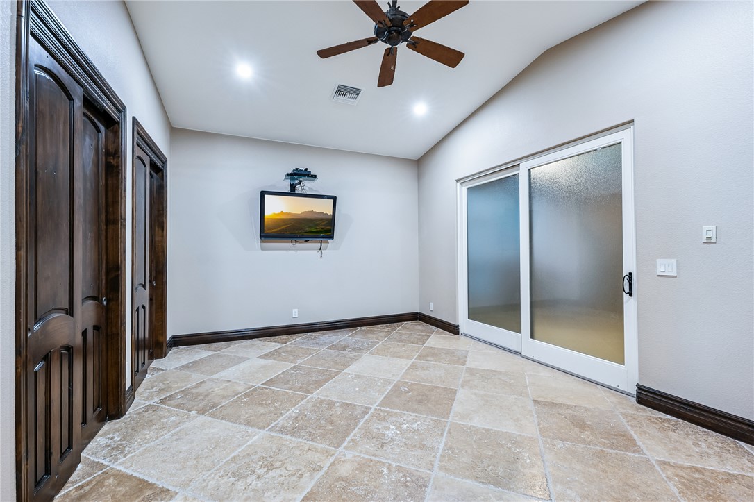 1439 Pioneer Trail