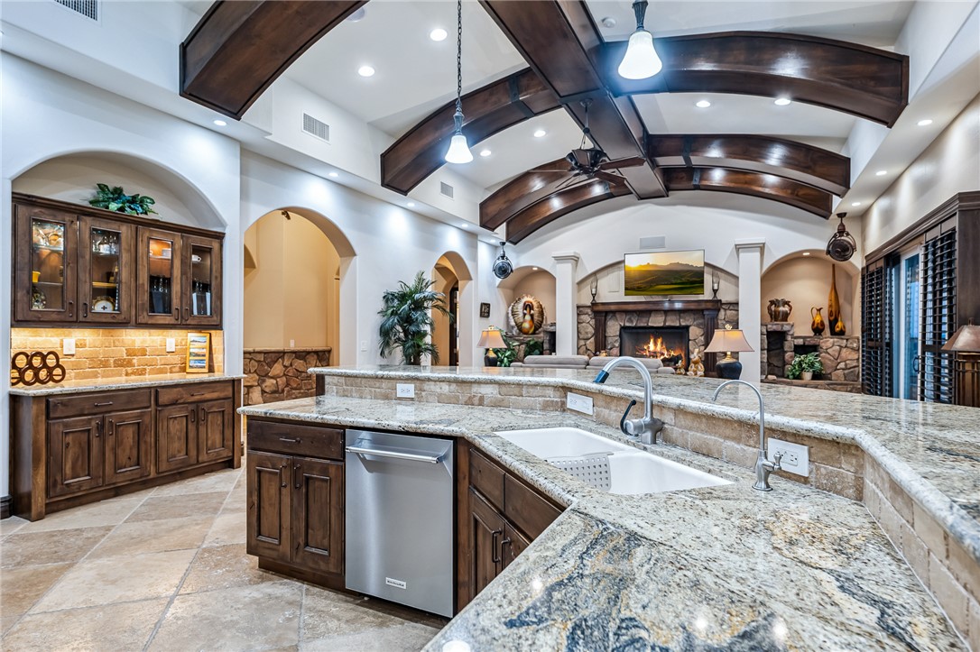 1439 Pioneer Trail
