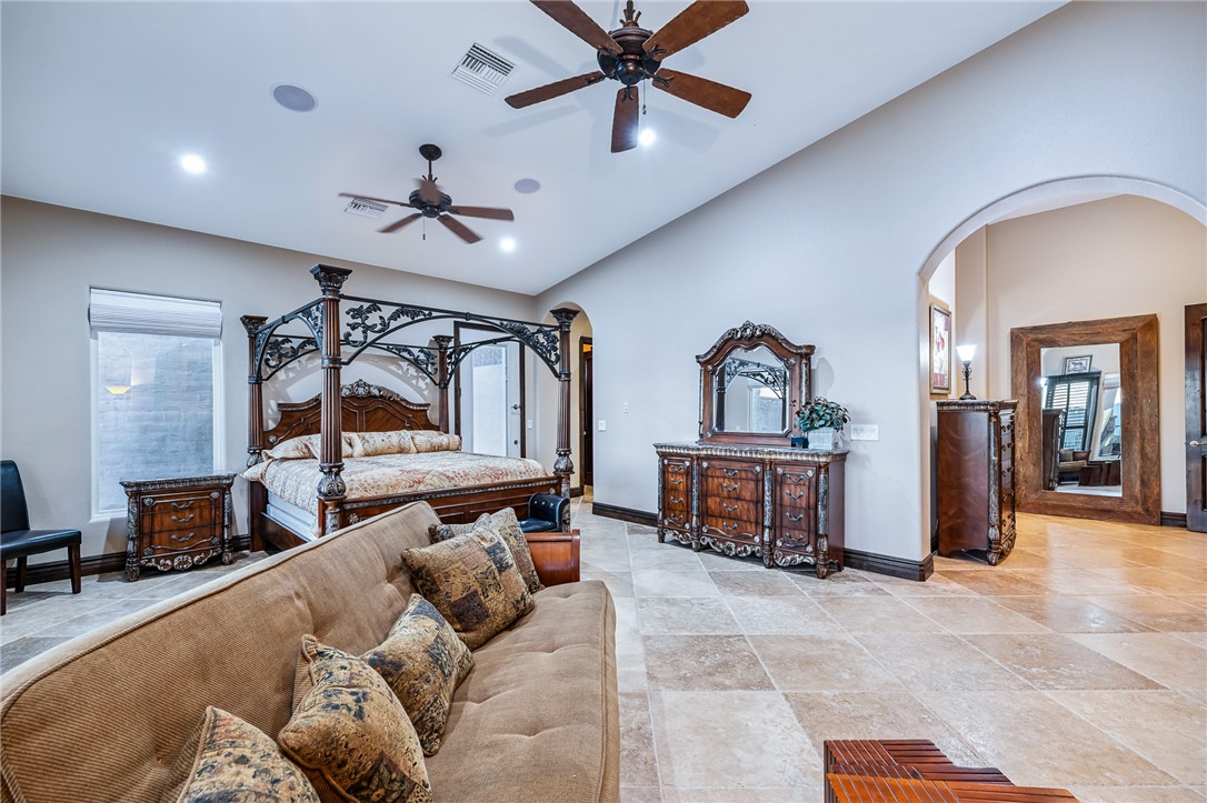 1439 Pioneer Trail