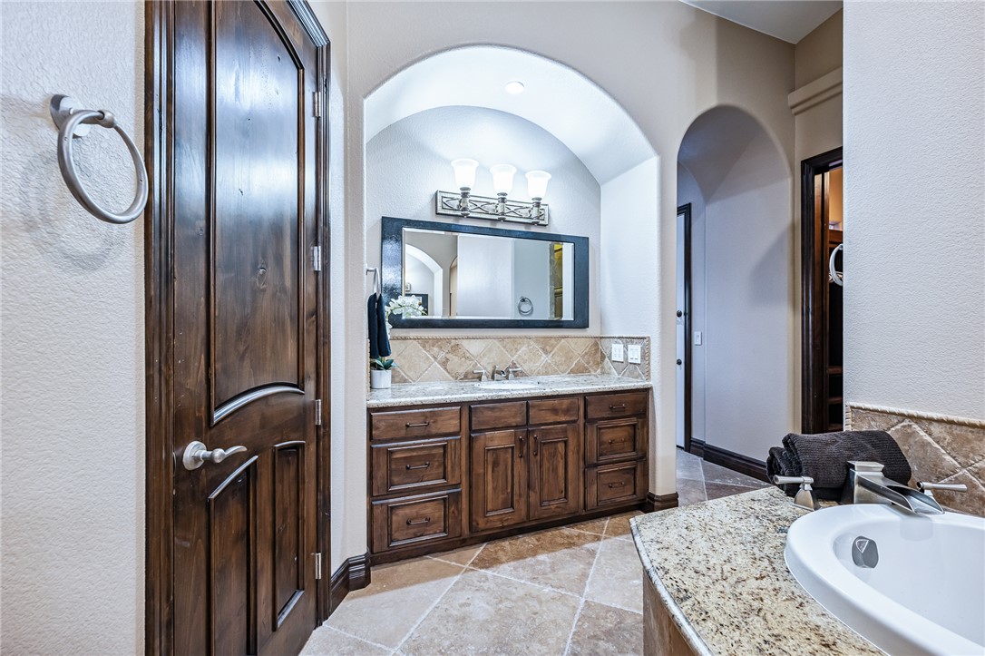 1439 Pioneer Trail