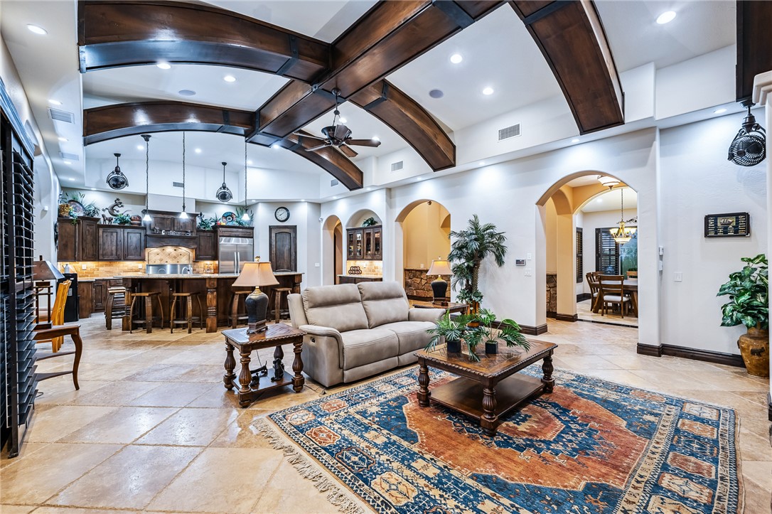 1439 Pioneer Trail