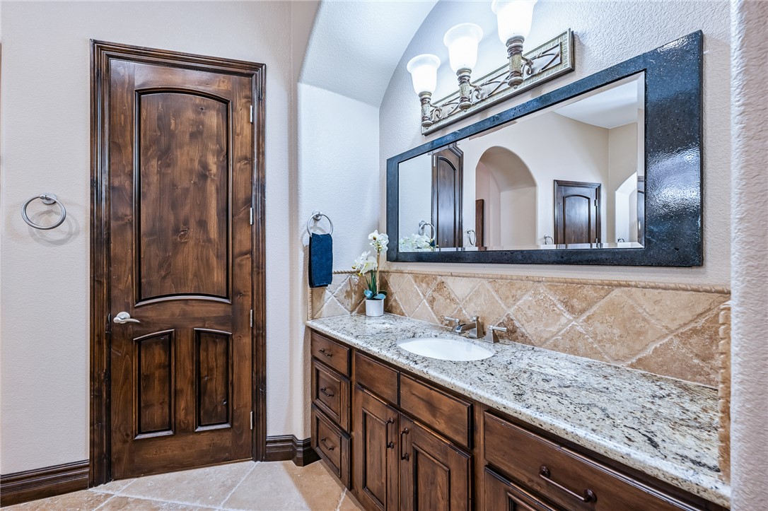 1439 Pioneer Trail