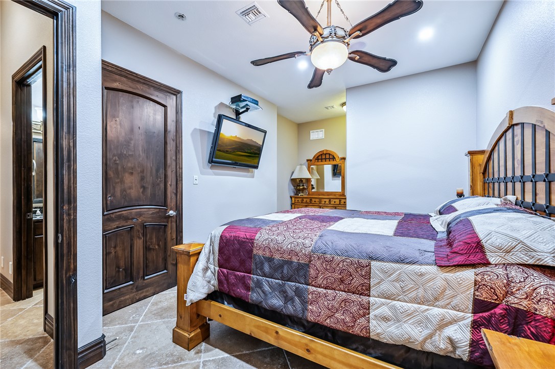 1439 Pioneer Trail