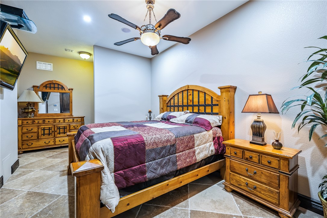 1439 Pioneer Trail