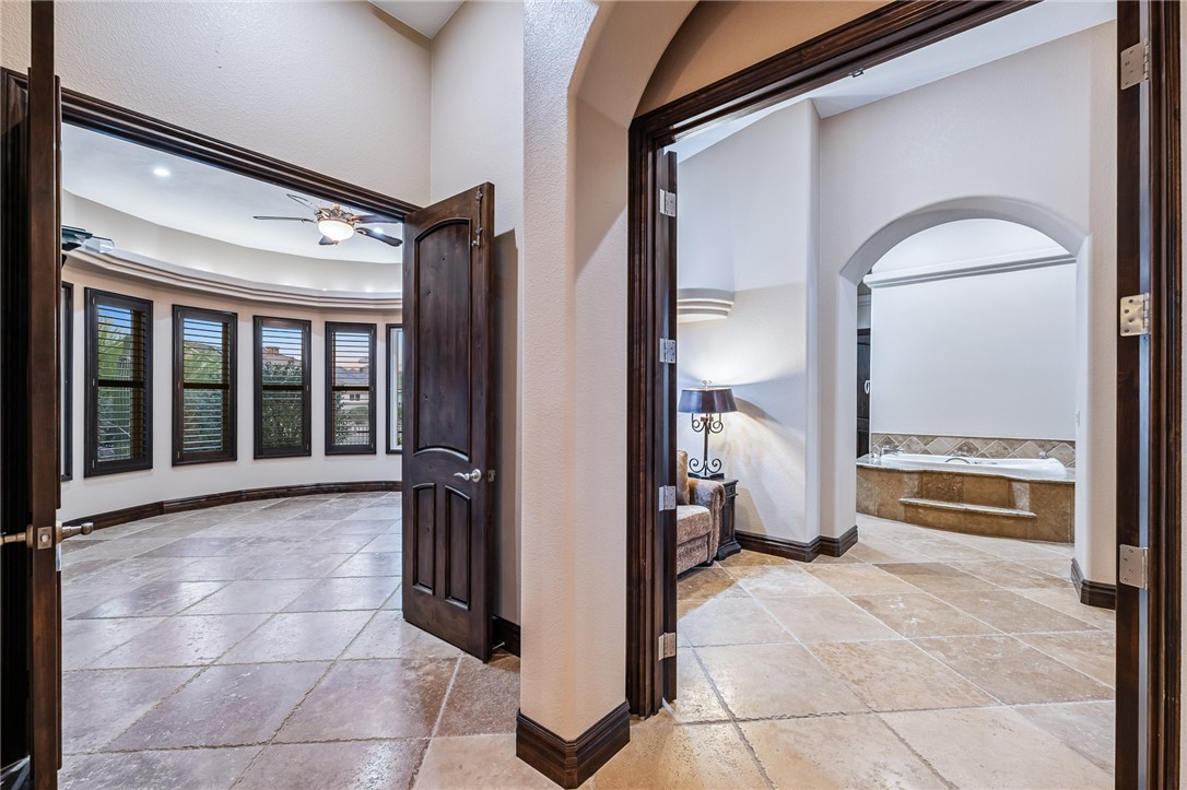 1439 Pioneer Trail