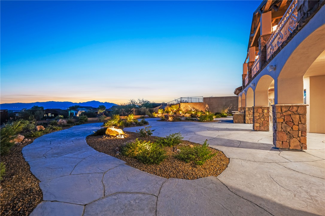 1439 Pioneer Trail