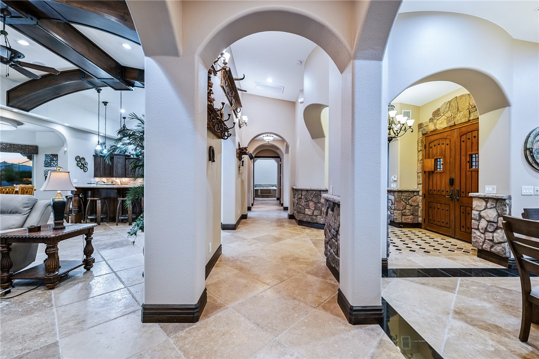 1439 Pioneer Trail