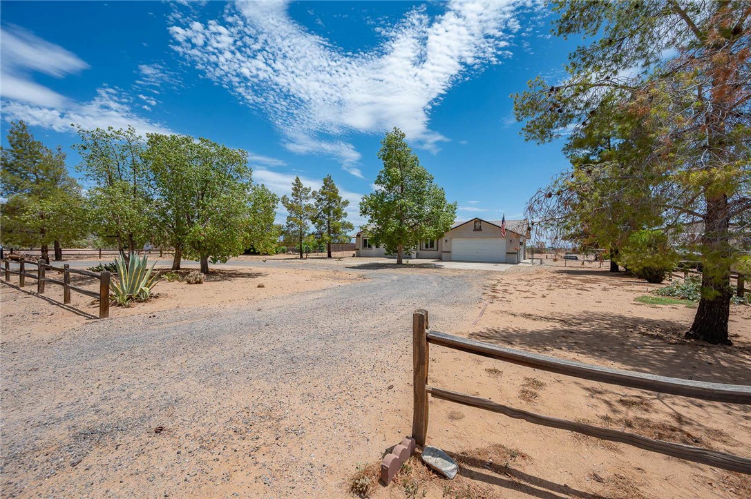 5592 W Tonto Road