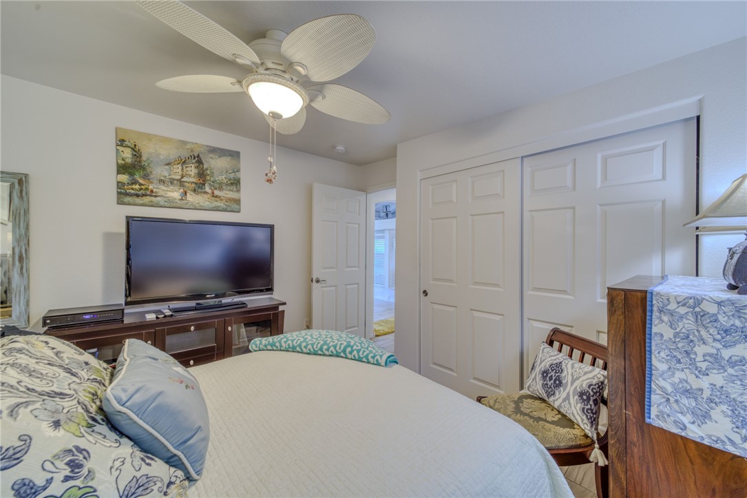 2000 Ramar Road 207