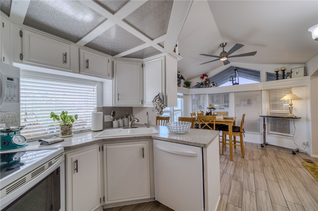 2000 Ramar Road 207