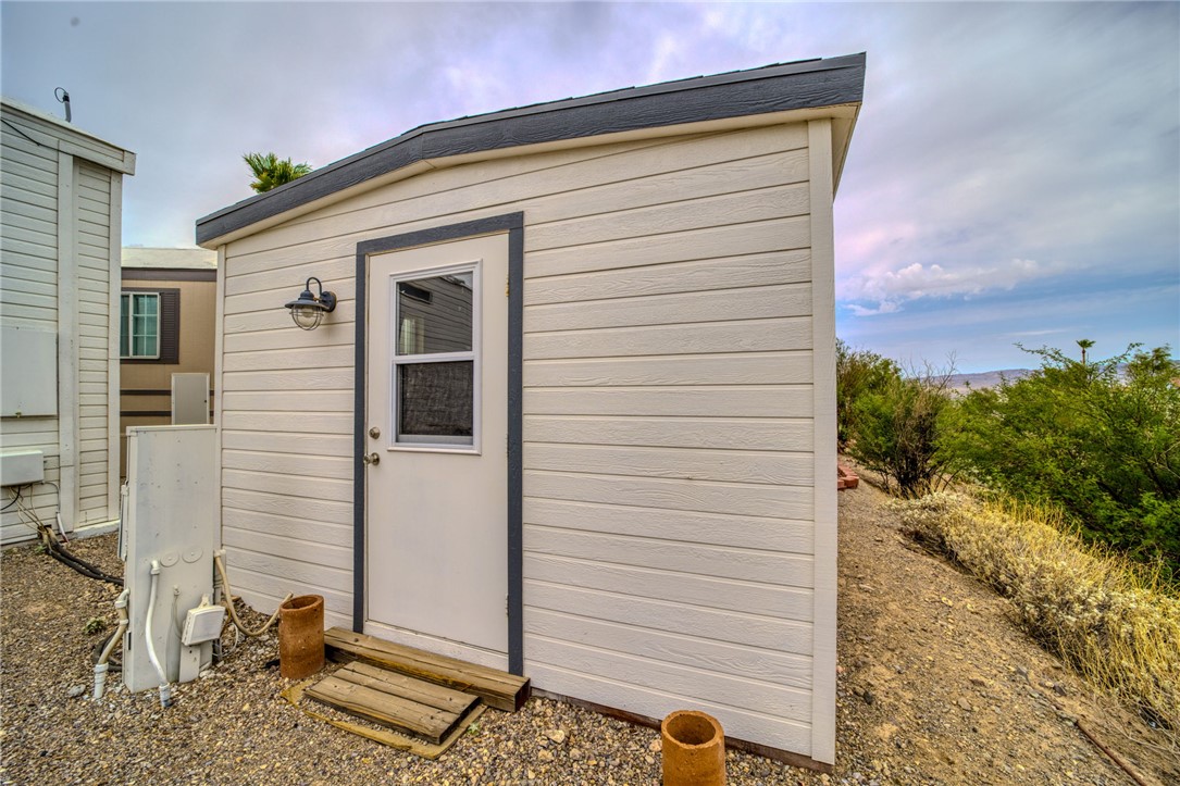 2000 Ramar Road 207