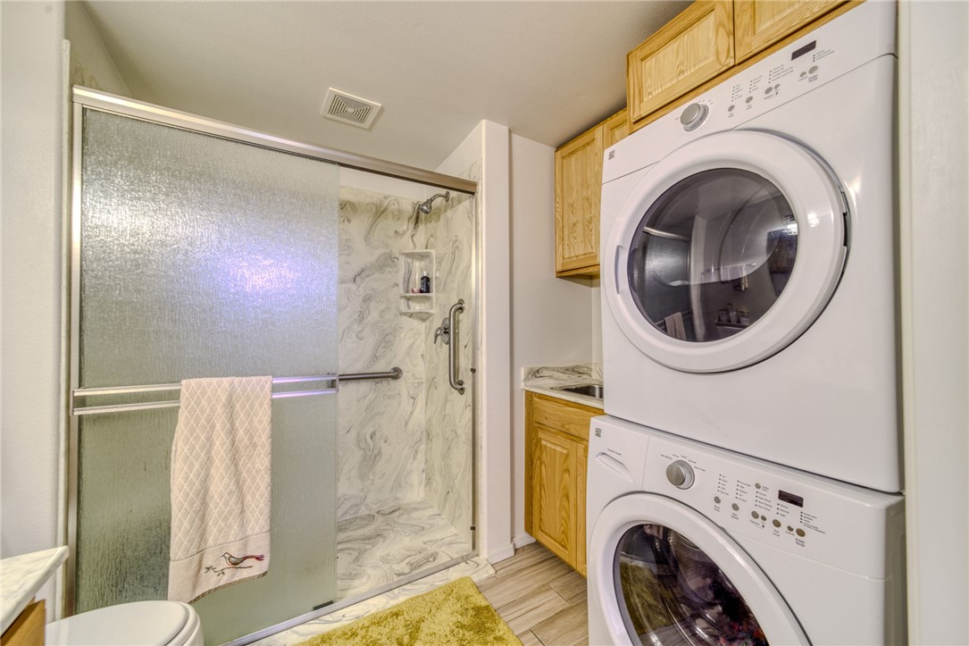 2000 Ramar Road 207