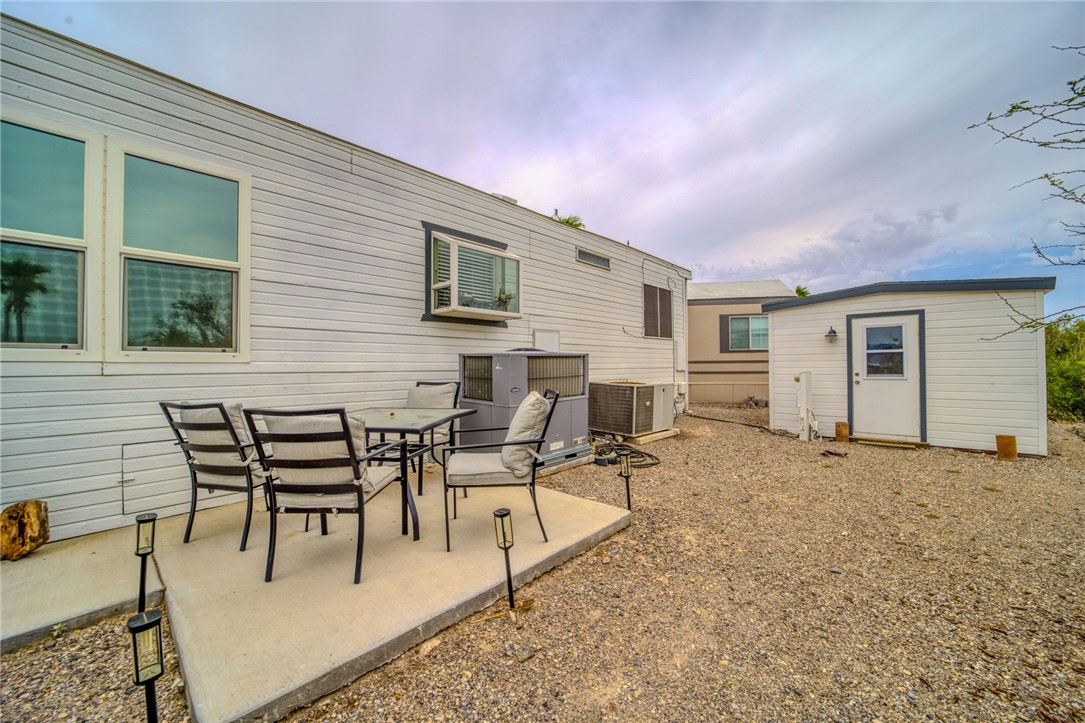 2000 Ramar Road 207