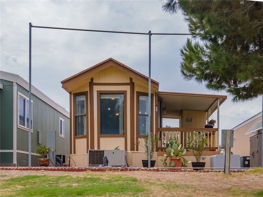 2000 Ramar Road 612