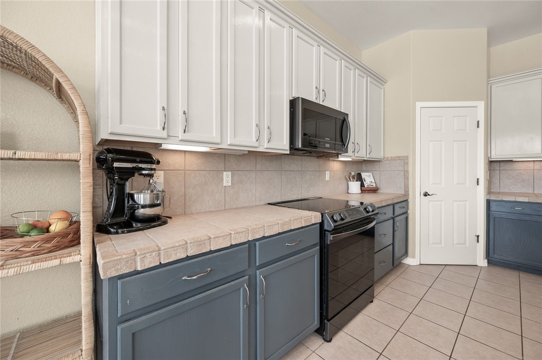 2914 Fort Mojave Drive