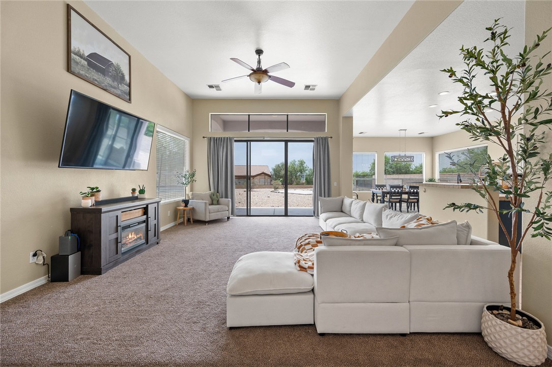 2914 Fort Mojave Drive